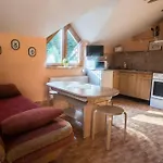 Pod Guglom Guest house 2*